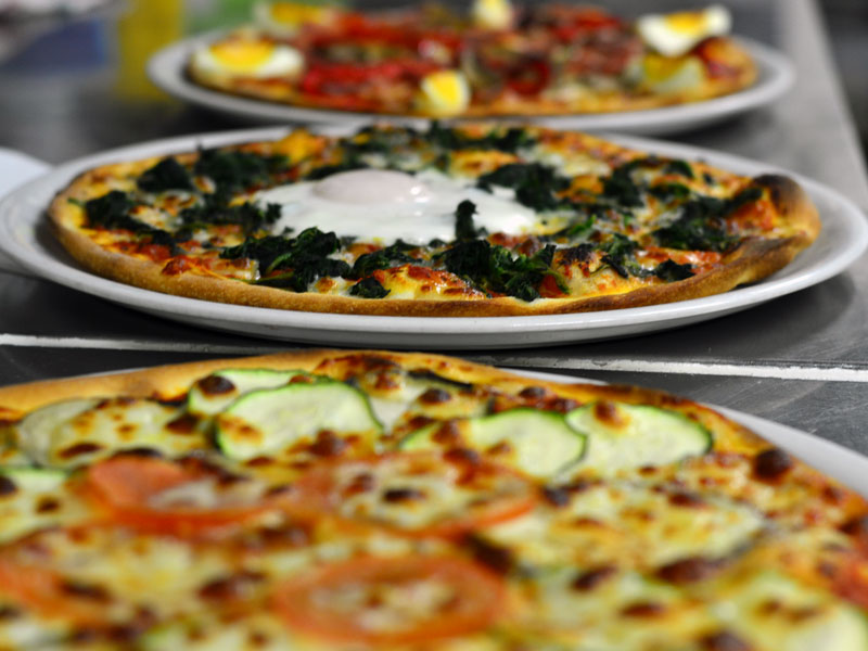 Au Charbon: restaurant specialites italiennes, pizza à emporter lausanne chailly